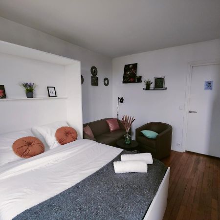 Апартаменты Studio Neuilly Seine - Champs Elysees - La Defense Экстерьер фото
